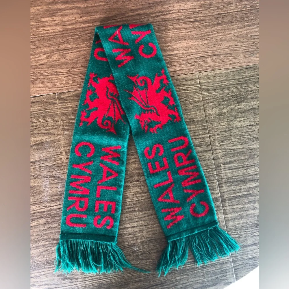Wales Cymru Football Scarf